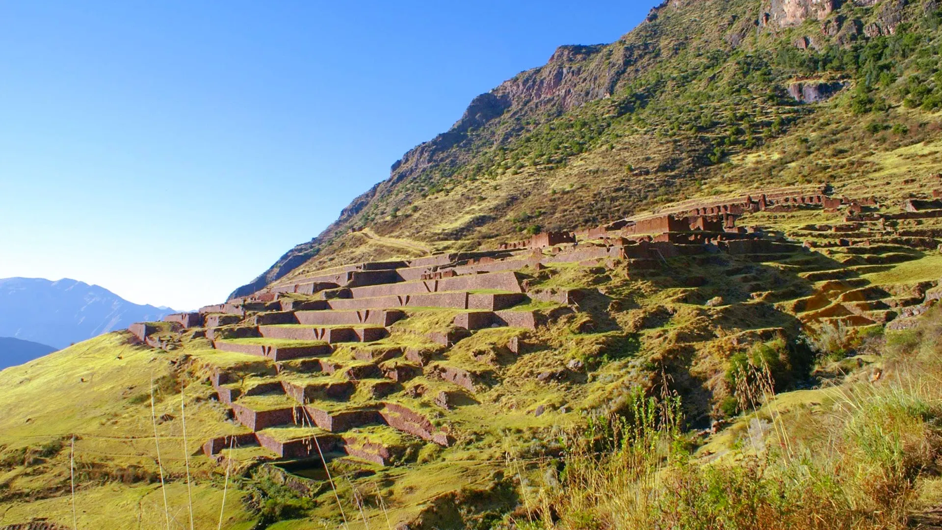 Huchuy Qosqo Trail